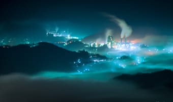 濃霧と青信号により“ミッドガル”と化した埼玉の光景が幻想的だと話題に！