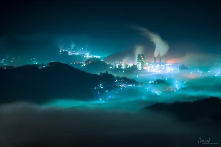 濃霧と青信号により“ミッドガル”と化した埼玉の光景が幻想的だと話題に！