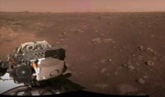 NASAが火星への着陸成功の瞬間を公開！パラシュートが展開されて砂ぼこりが舞い上がる！