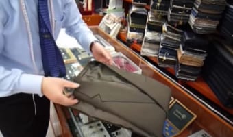 仕立て屋直伝!シワにならない簡単なスーツのたたみ方をご紹介!