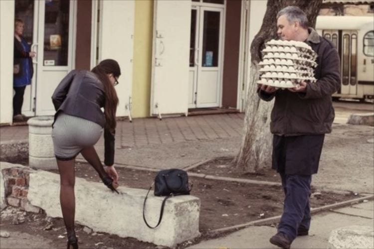 男って生き物はやれやれ...１秒後に起きることを想像すると笑えてくる