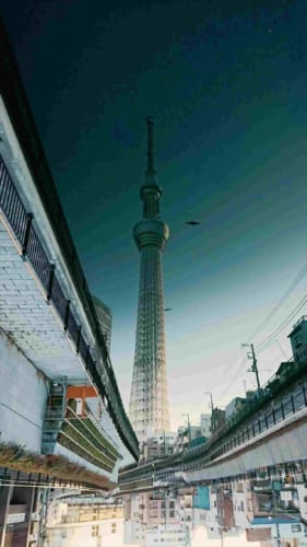 一体どういうこと！？脳が混乱する写真が話題に！「バグで裏世界に落ちた時に見える光景だ･･･」