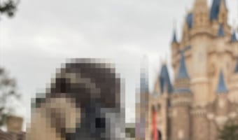 ディズニーランドでシンデレラ城を撮ろうとすると･･･とあるものが高確率でフレームインしてくる(笑)