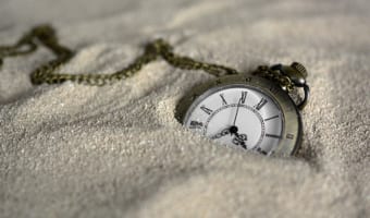 恐怖?覚醒?「時間感覚が無い生活」を実現する最新の人体実験がヤバい