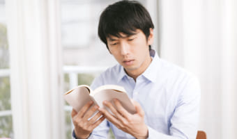 「沙翁」みんな絶対知っている、この歴史上の人物が誰のことか分かりますか?