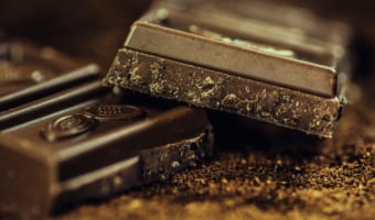 「ココア」と「チョコレート」、どちらもカカオから作られるけど違いはあるの?