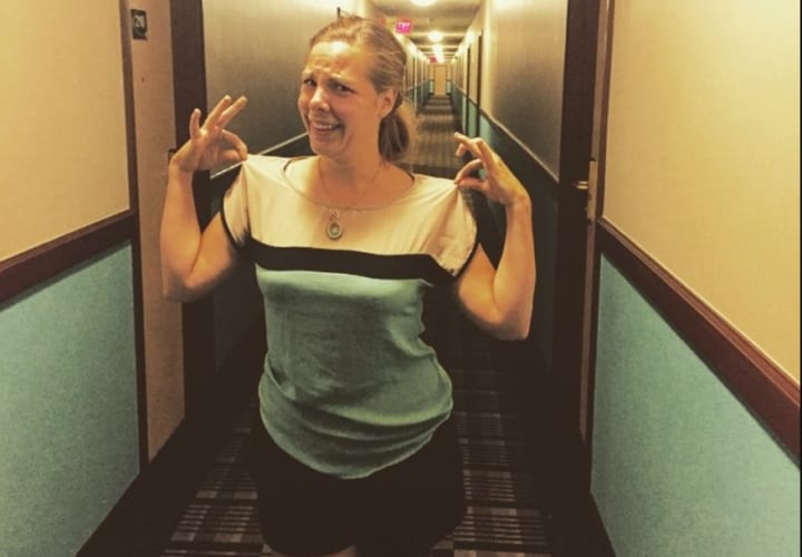 【完全に一致】ヒトだって擬態するよ！着ている服がカモフラージュになってる画像20選