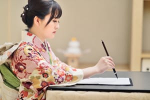 「凛」と「凜」の違いは何？意味はそれぞれ違うの？