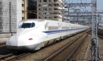 「遠距離恋愛を6年間するとこうなります」愛情の深さ・成就した愛を示す『とあるモノ』の束に感動の声