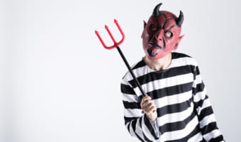 悲惨な様をあらわす「阿鼻叫喚」とはどういう意味?「阿鼻」や「叫喚」はなにをあらわしているの?