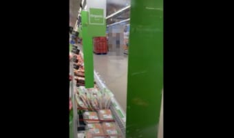 スーパーで見かけたコロナ対策がパーフェクト!だけど、高い場所にある商品はどうするんだ!?(笑)