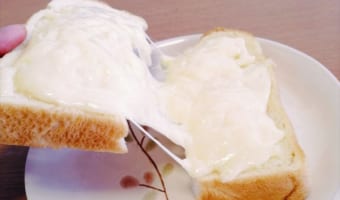 すぐにでもマネしたい！通常の倍とろける『究極のチーズトースト』の作り方が話題に！【レシピ】