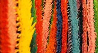 入院した人などになぜ「千羽鶴」を送るの？千羽鶴は平和の象徴？