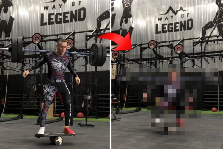 超人か！？バランスボードに乗り、100Kgのバーベルを肩に乗せた状態でスクワットする男性、その姿に目を疑う！