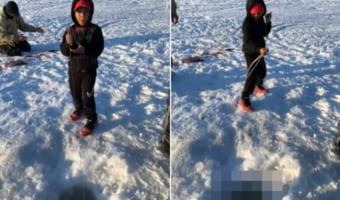 まさかの釣果！！初めて穴釣りをした6歳の少年！釣り上げた獲物のあまりのデカさに引いてしまいました！