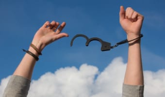 「梁上の君子」なんだか立派そうな言葉だけど、その意味が意外すぎる!その由来も深すぎる!!