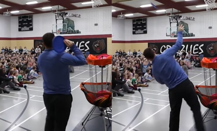 フリスビーでスーパープレイ！フリスビーを投擲して、遠くにあるバスケットボールのゴールに入れることができるのか？！