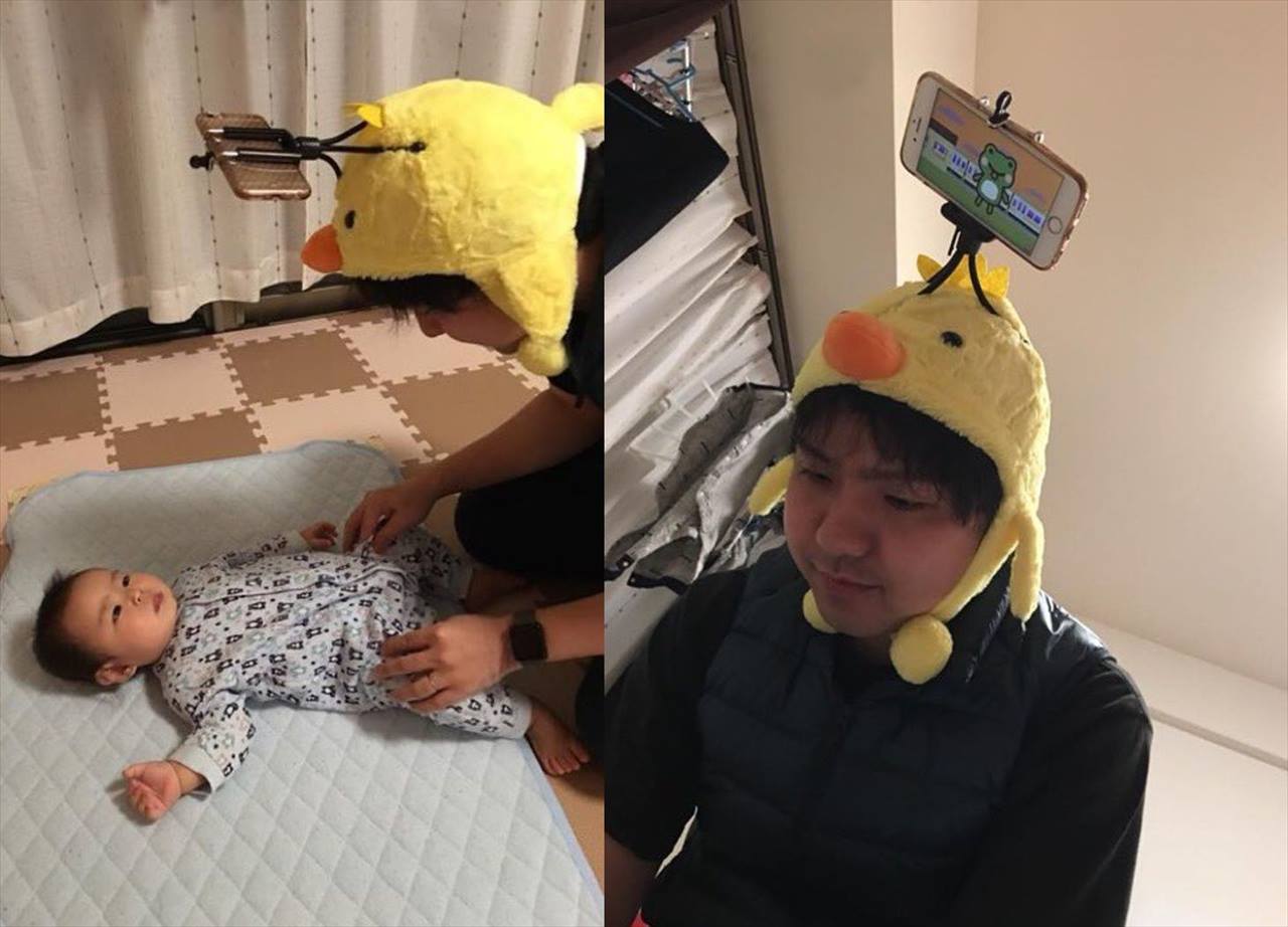 ナイスアイデア!赤ちゃんが”オムツ換装時にじっとしてくれない問題”を解決するための装置が話題に!
