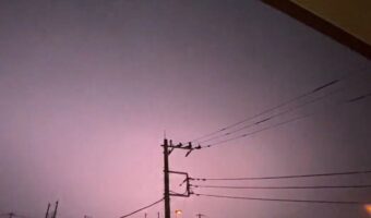 「すごいのが撮れたんだ・・・」埼玉のゲリラ豪雨の最中に目撃した雷が凄すぎた!【動画・埼玉】