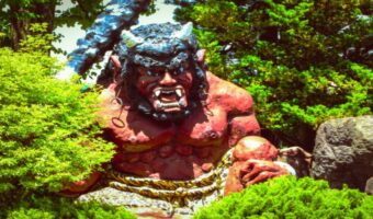 「鬼に金棒」とはどんな意味?その由来や類義語は?