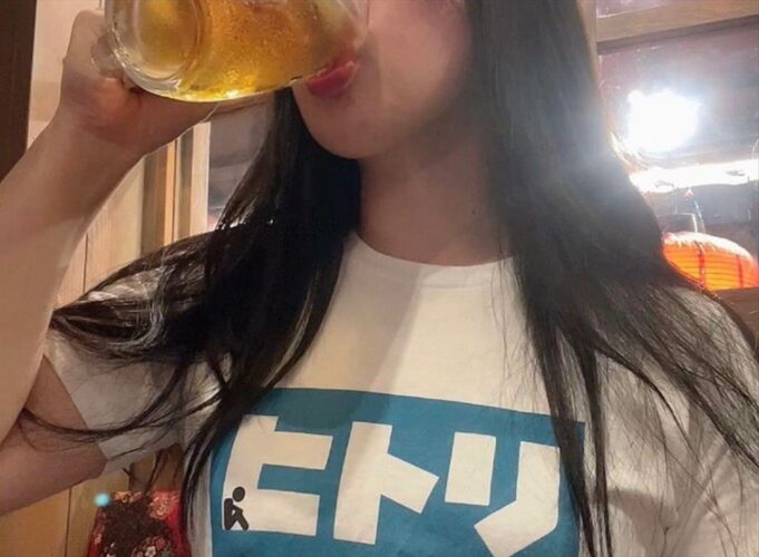 ビールと変なTシャツで大人気に！1週間でフォロワーが10万人増えた話題の美人トラック運転手にお話しを聞いてみた！