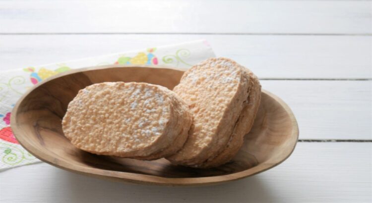 「ダックワーズ」とはどんな洋菓子？小判型をしているのは日本発だった？！