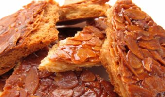 キャラメルとアーモンドの相性バツグンの「フロランタン」とはどんなお菓子?どこで生まれたお菓子でその名前にはどんな意味があるの?
