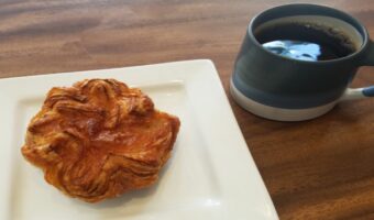 「クイニーアマン」とはどんな洋菓子?どこで生まれたお菓子なの?その名前の意味は?