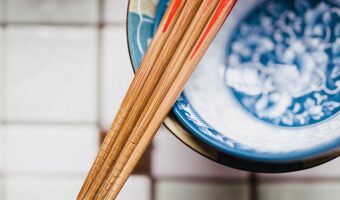 箸の数え方は「本」それとも「膳」?実は他に数え方があるんです!!ところで割り箸の数え方は?