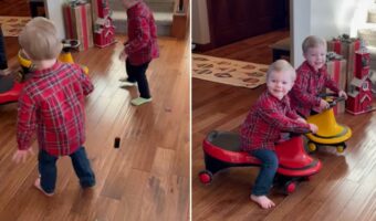 一足早いクリスマスプレゼントに大喜びする双子の男の子。手に持っていたオモチャの事をすっかり忘れてプレゼントに向かっていきます！