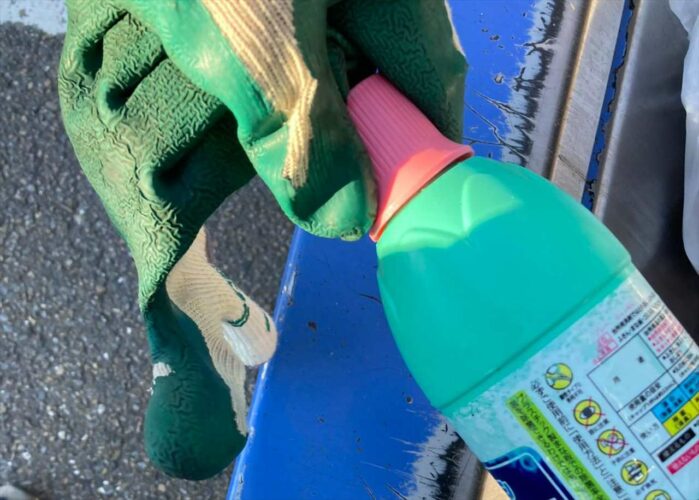 「中身入りの漂白剤は大掃除ごみの中で最も危険かも！」マシンガンズ滝沢さんの注意喚起ツイートが話題に！