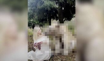 フォトジェニックな写真でビックリ!女性とスキンシップを取りながら撮影していたのは・・、猛獣と知られる『あの巨大動物』!?