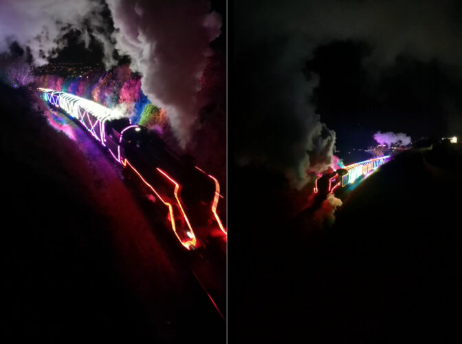 ファンタジックでまるで銀河鉄道みたい！クリスマスイルミネーション仕様の機関車が走る姿がとてもキレイ！！