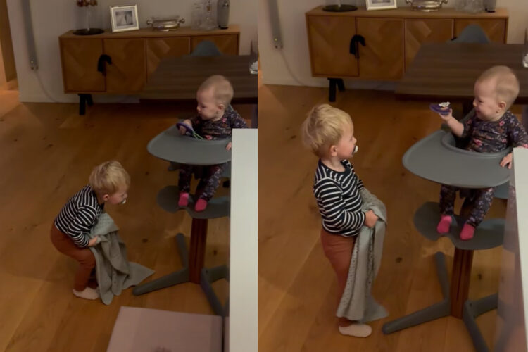 なかよし兄妹っぷりが微笑ましい。赤ちゃんは大好きなお兄ちゃんに『いないいないばあ』をしてもらって大喜び！！