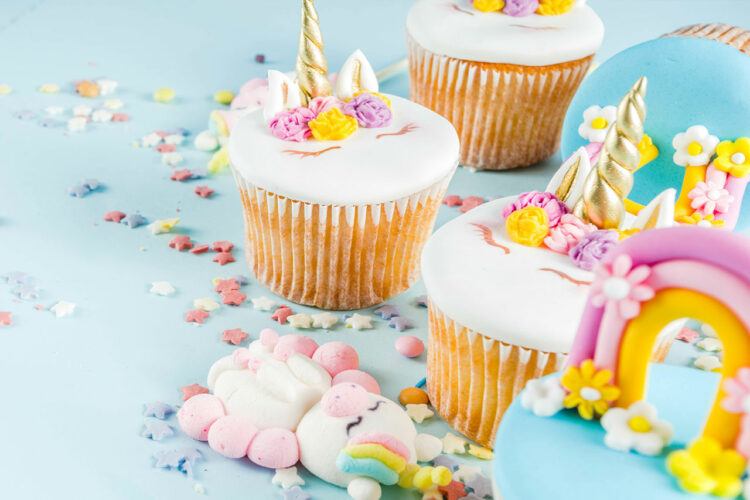 本当に食べられるの！？ユニークな海外のカップケーキ10選。カラフルできめ細やかなデコレーションが素敵すぎる！