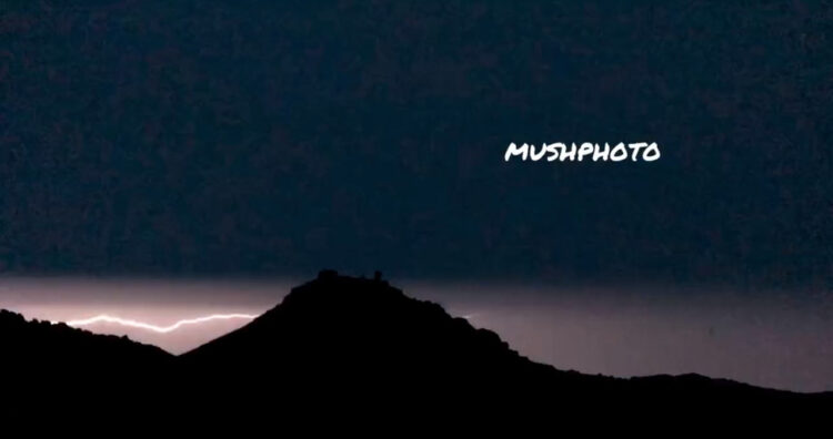 美しくも恐ろしい！富士山頂では雷は横や下からも！山頂で暮らす写真家の撮影した映像がすごい