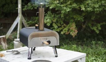 【ポータブルピザ窯】こんなのないかな?と思って調べたらあった!キャンプにBBQに!庭で手軽にピッツァを焼けちゃう!