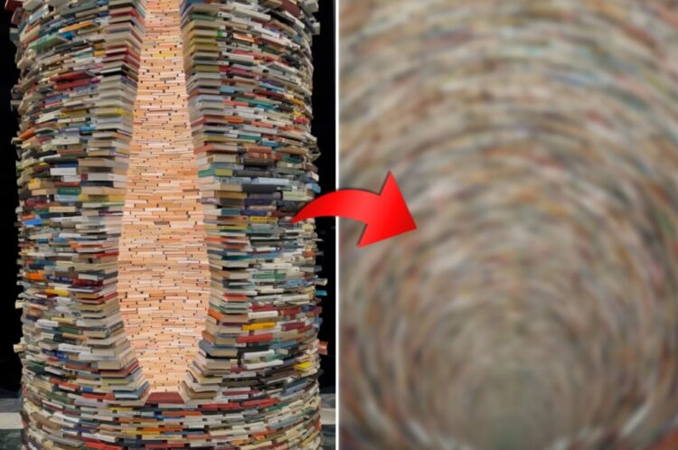 まるで終わりのないトンネルみたい！チェコの公共図書館で公開されている本の巨大タワーが壮観！！【海外・動画】