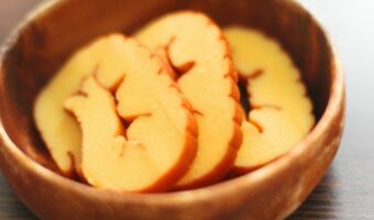 正月のおせち料理に入っている「伊達巻」、その由来は？なんだかいろいろ説があるみたい！！