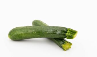 「ズッキーニ」は生食可能な野菜?その旬は?花を咲かせたりするの??