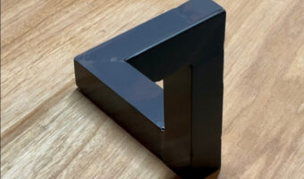 脳がバグる！実際に作ったペンローズの三角形が本当にどうなってるのかわからない！