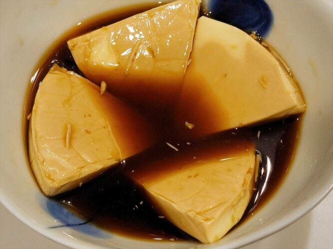 【簡単なのに美味しい】すぐに真似したい！6Pチーズは “わさび醤油”に漬けるだけで危険な美味しさに！！