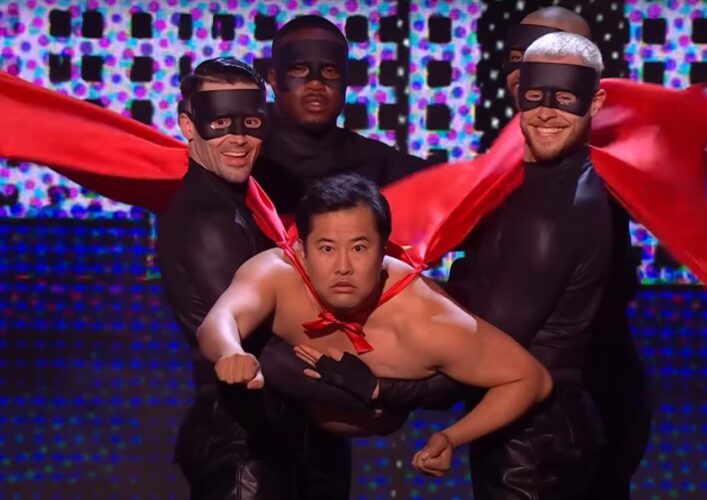 イギリスで大人気になったとにかく明るい安村さんが「ブリテンズ・ゴット・タレント」のワイルドカードで決勝進出！優勝は逃すも会場は大盛況！