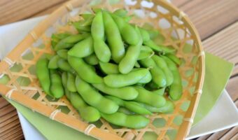 「スーパーで買った枝豆は砂糖水で茹でてください!」採れたての甘みを再現できる調理法が話題に!