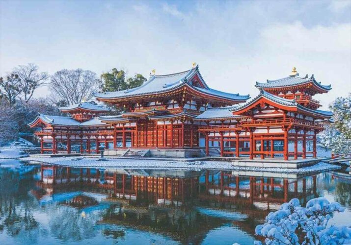 朱色が映えて美しい・・雪化粧した平等院鳳凰堂が圧巻！高画質映像も必見！！