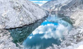 富山県の秘境で撮影された冬景色が絶景だと話題に！「ファンタジーの世界に紛れ込んじゃった」「夢のような景色」