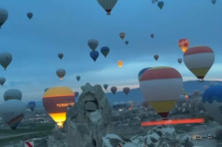 カッパドキア名物！神秘的な大地とカラフルな気球が生み出す絶景をドライブにキャッチ！！【海外・動画】