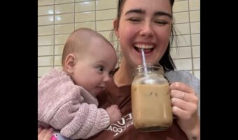 ミルクよりもコーヒー派!?目をキラキラ輝かせてコーヒーを見つめる赤ちゃんがかわいすぎる【海外・動画】