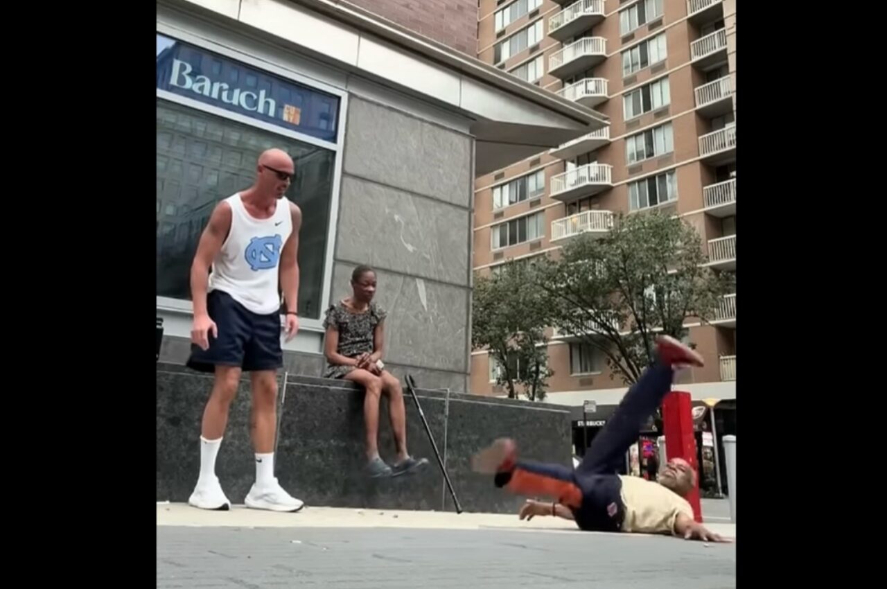 軽快にブレイクダンスをしているのは・・年配の男性!キレッキレの動きに目が釘付け!!【アメリカ・動画】