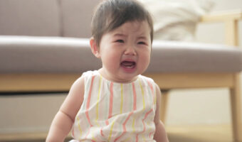 孤独な育休延長中、救いだと思った出会いが一変。児童館で出会ったママ友に家へ招かれた結果